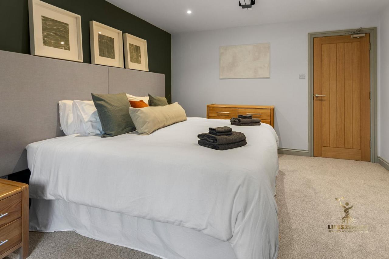 Luxe Courtyard Apartment For 4 Near Exeter City Centre Exterior photo